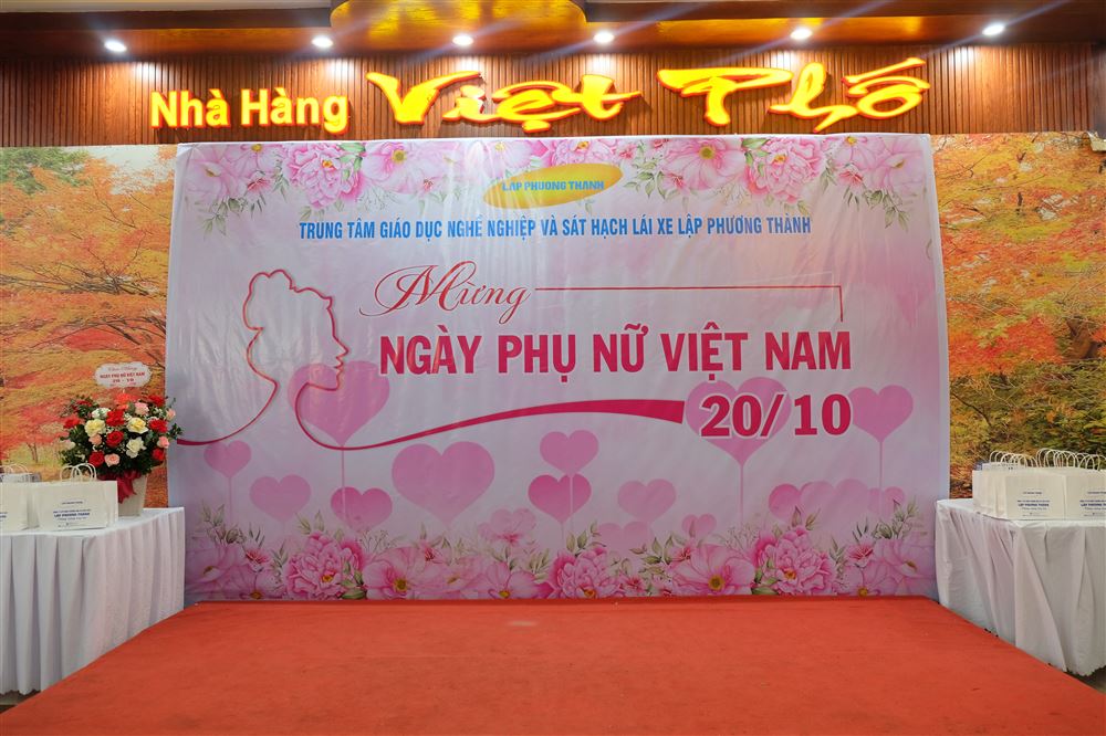 Chào mừng ngày phụ nữ Việt Nam 20/10